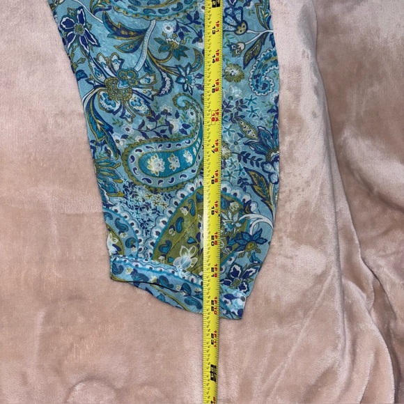 Apt. 9 Teal and Olive Patterned Skirt Sz Medium - Picture 6 of 7